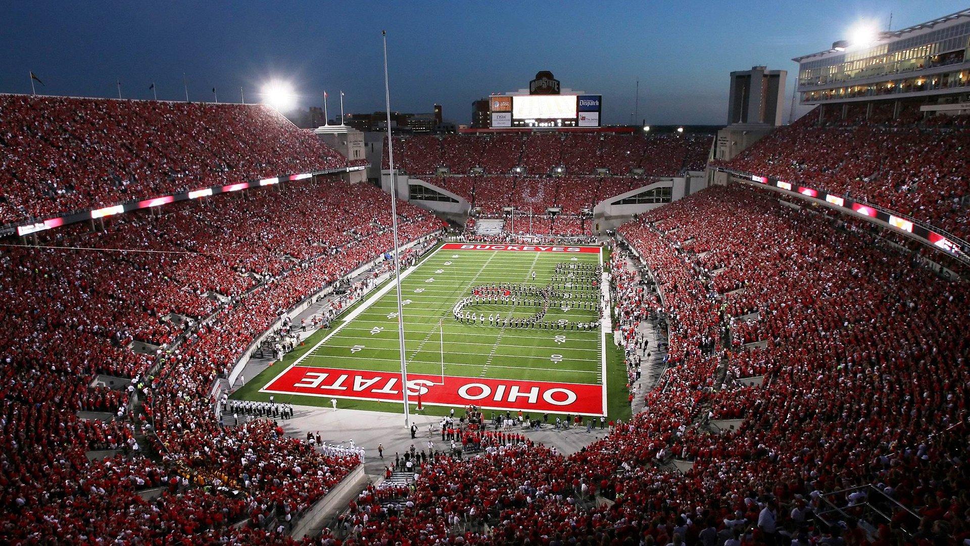 足协评议认定广州豹门将未与对方接触，红牌决定错误引发争议