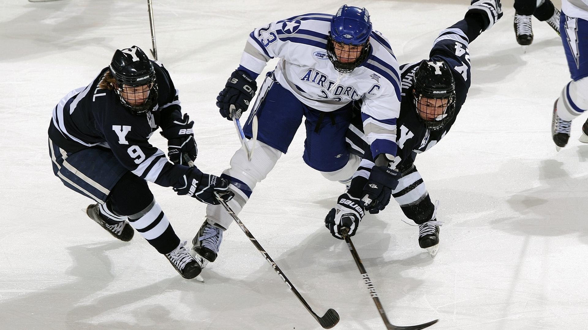 勇士新纪元,库明加与巴特勒同砍30+季后赛首秀引爆联盟